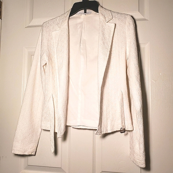 Express Design Studio Cotton Lace Blazer - Picture 6 of 6